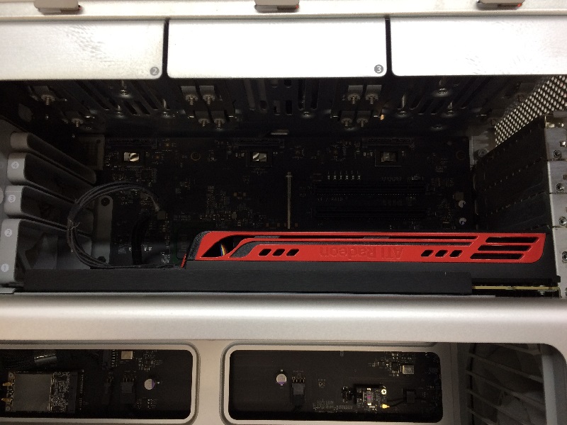 Mac pro 2012グラフィックカード