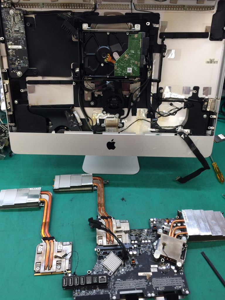 imac2011年モデルを分解、検証