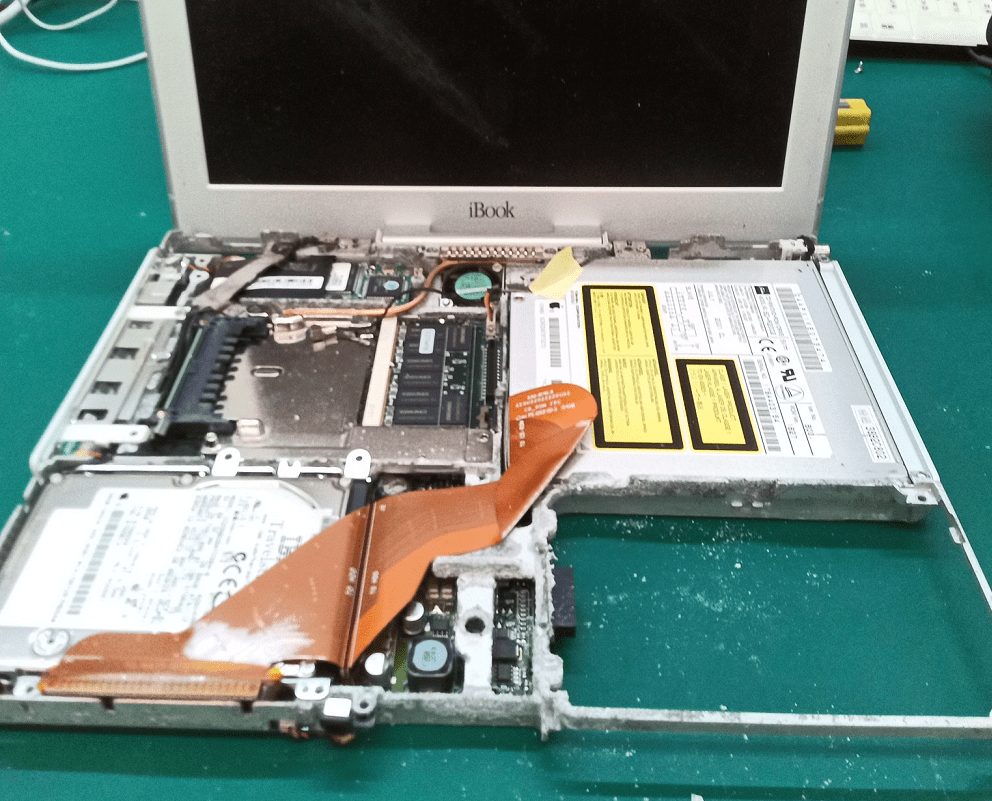 iBook G3 分解