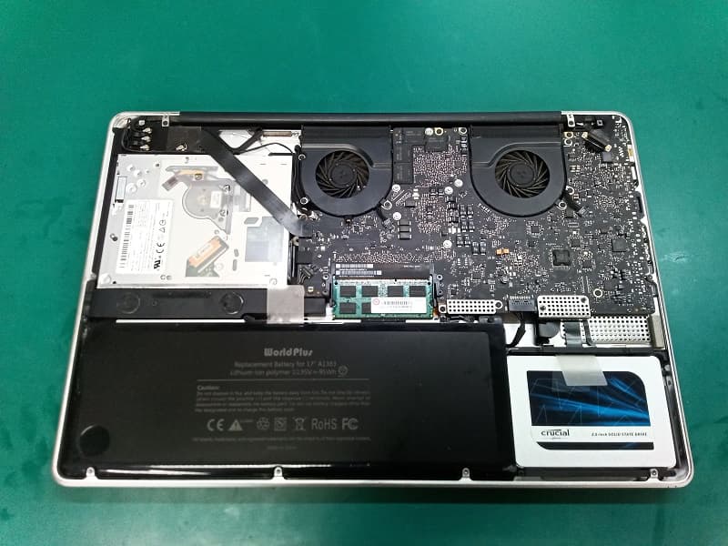 MacBookPro 内部