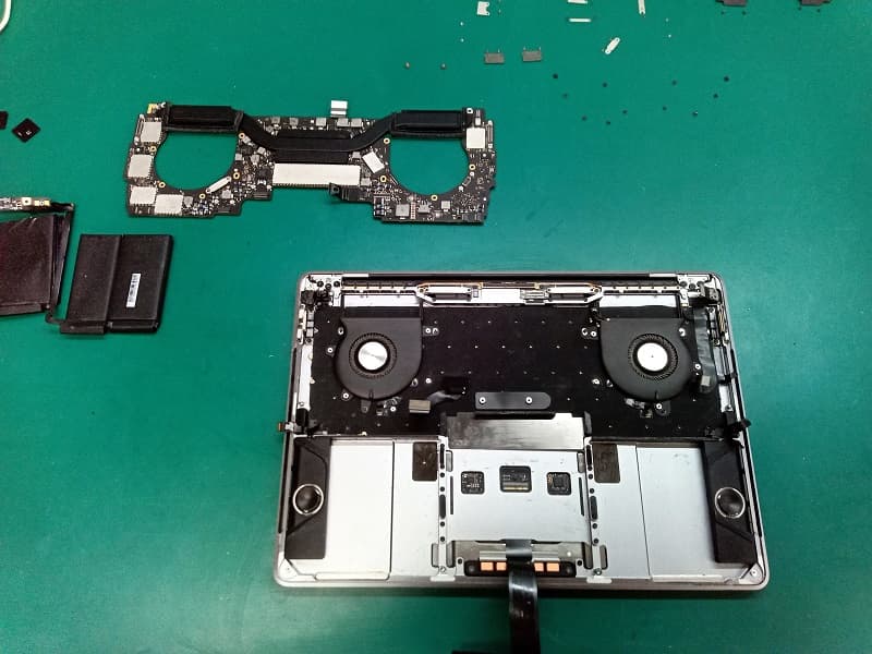 MacBookPro 組み立て