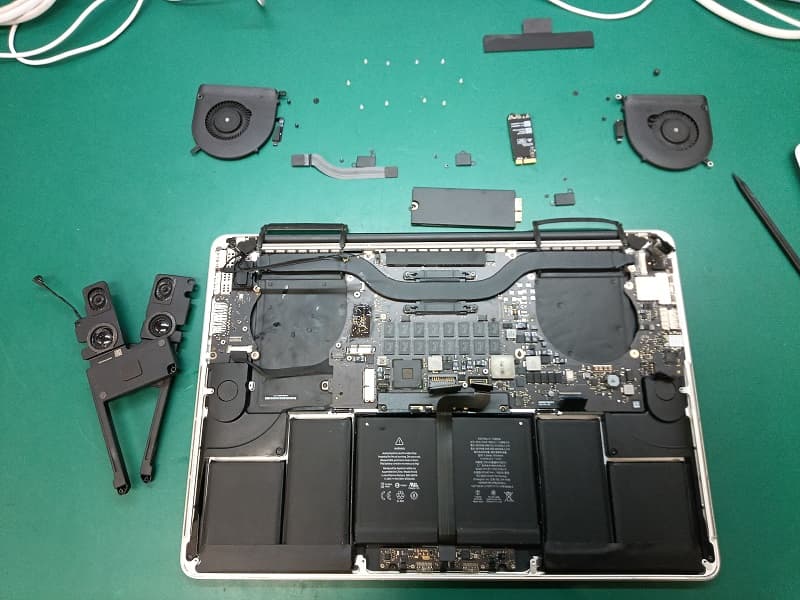 新品スピーカーユニットへの交換作業