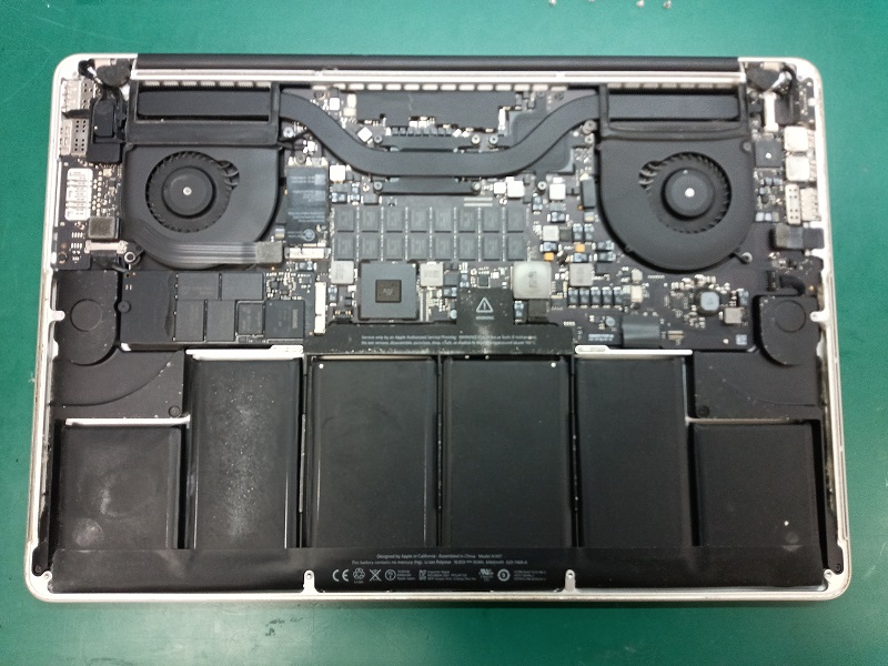 MacBookPro 内部