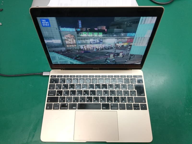 MacBook