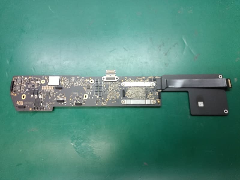 MacBookAir ロジックボード