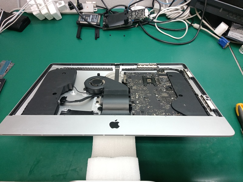 iMac 分解