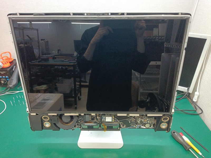 iMac 分解