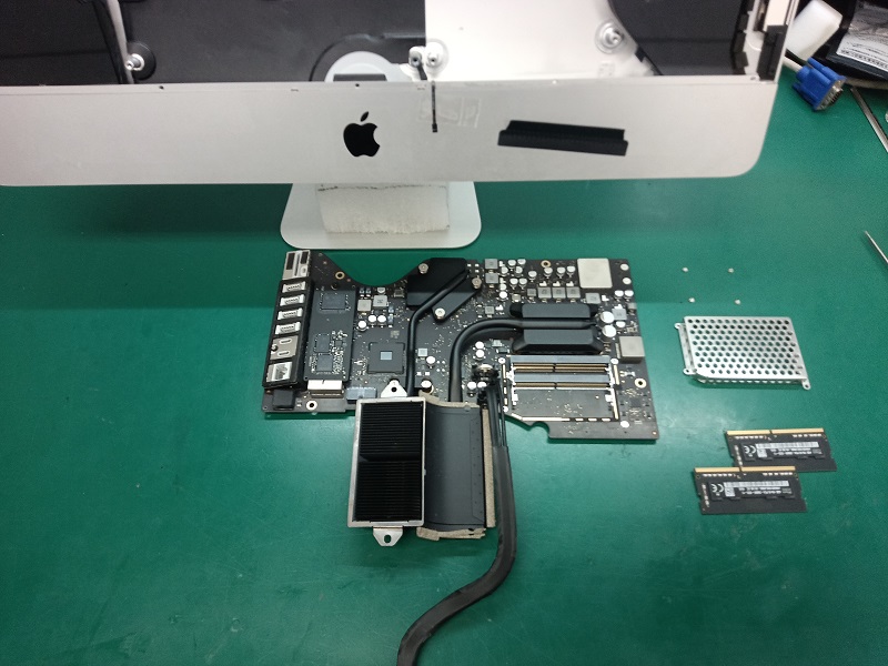 iMac メモリ交換