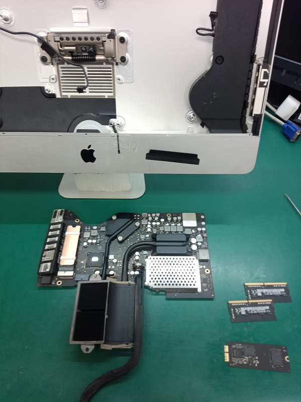 iMac 分解