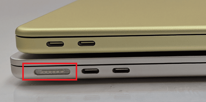 MacBook NeoとMacBook Airの比較、Magsafe2付