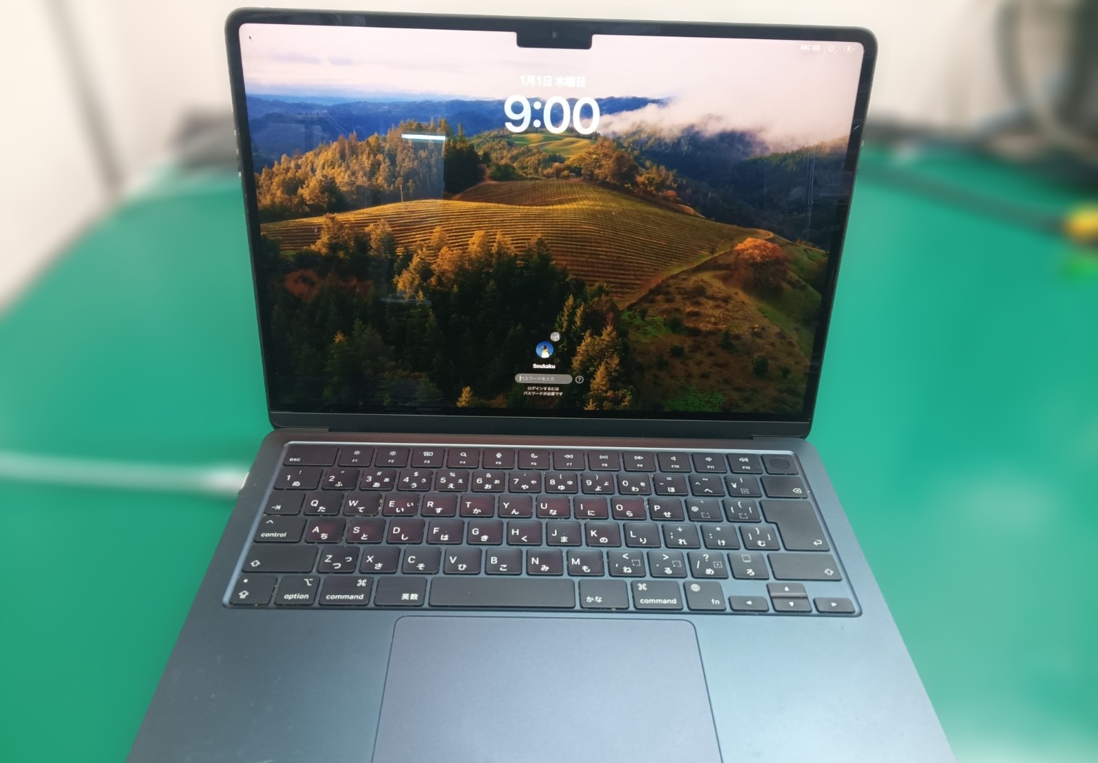 キーボード入力ができずログイン画面で停止しているMacBook Air 13(M3)