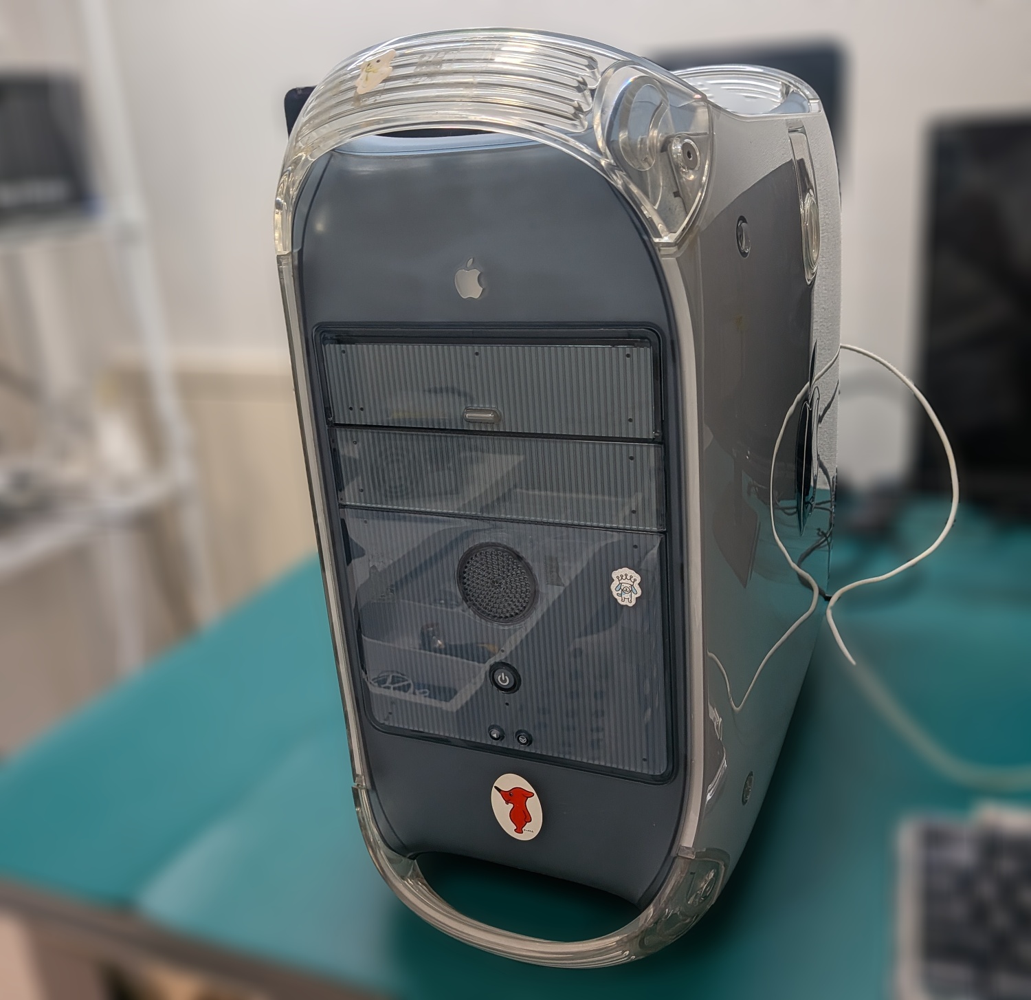 PowerMac G4 Graphite外観